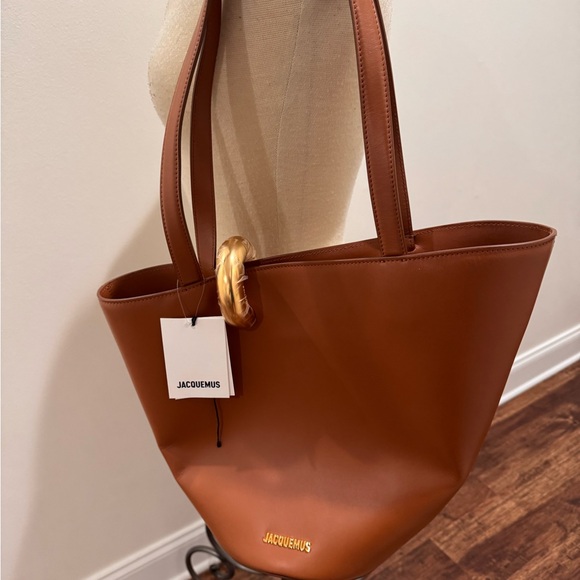 Brand NWT Jacquemus Bucket Bag